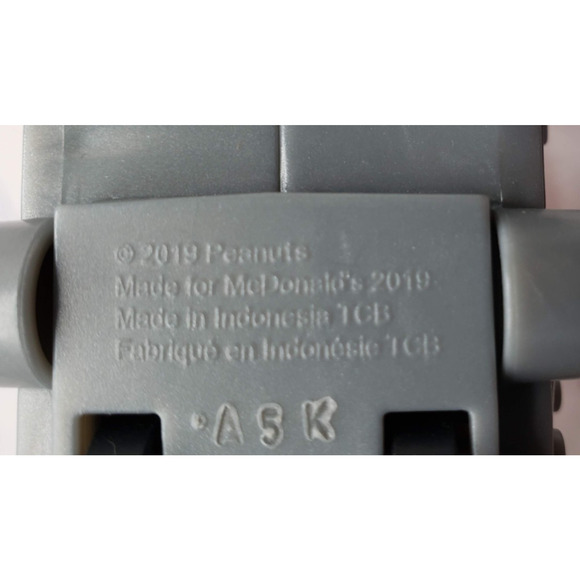 McDonald's Happy Meal Toy #6 Snoopy NASA Space Buggy 2019 - Picture 7 of 7